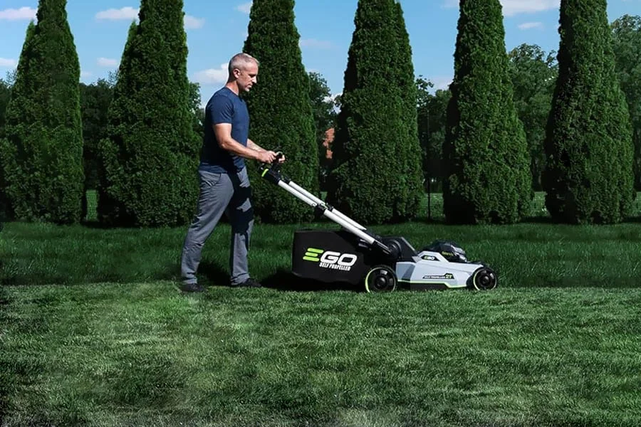 battery operated lawn equipment